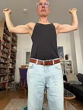 SexyLeon8 online show from May 2026 06:31:01 AM