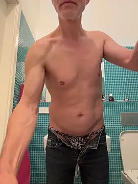 SexyLeon8 online show from May 2026 08:12:01 PM