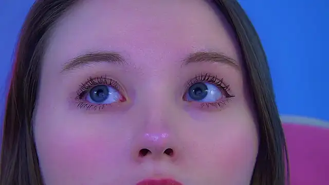 KeiraAsti online show from February 2026 06:05:02 PM