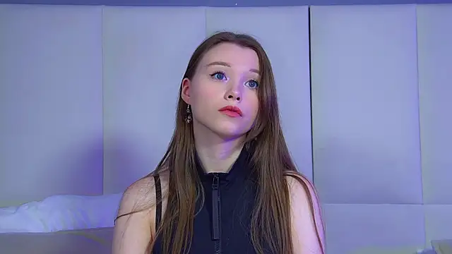 KeiraAsti online show from March 2026 06:04:01 AM