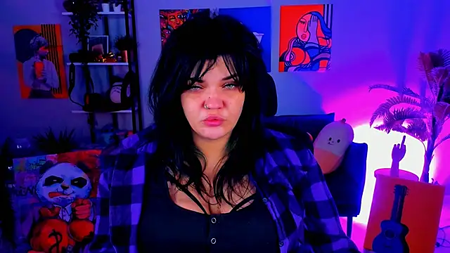 MaryHarrys online show from October 2025 08:19:02 PM