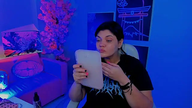 MaryHarrys online show from September 2025 08:40:01 PM