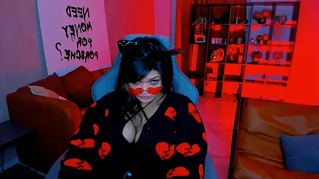 MaryHarrys online show from October 2025 08:41:01 PM