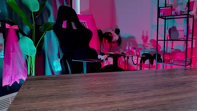 MaryHarrys online show from March 2026 11:55:02 AM