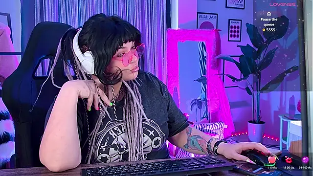 MaryHarrys online show from May 2026 05:34:02 AM