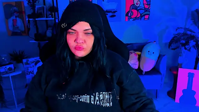 MaryHarrys online show from November 2025 02:15:02 AM