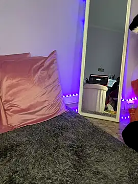 Snapshot of AdeleRoyal chatting on November 2025 03:59:01 PM AdeleRoyal online show from November 2025 03:59:01 PM