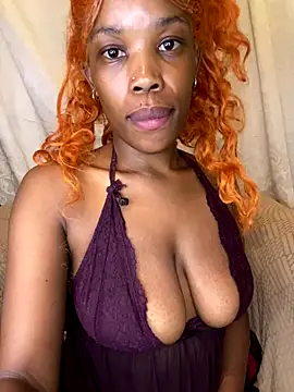 Caramel Mellow online show from December 2025 09:47:01 PM