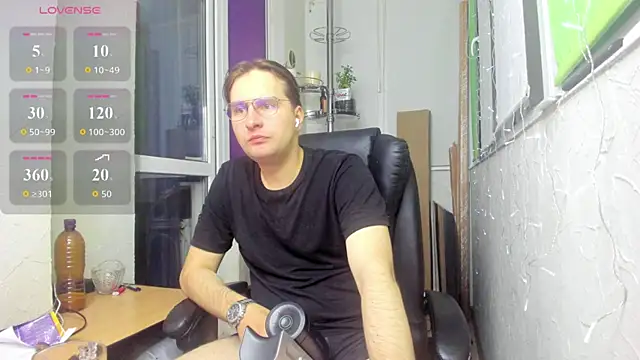 Snapshot of romiosabrino chatting on June 2026 10:07:02 PM romiosabrino online show from June 2026 10:07:02 PM