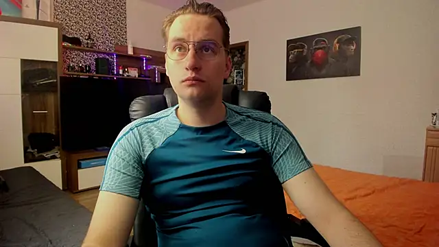 Snapshot of romiosabrino chatting on May 2026 10:00:02 AM romiosabrino online show from May 2026 10:00:02 AM