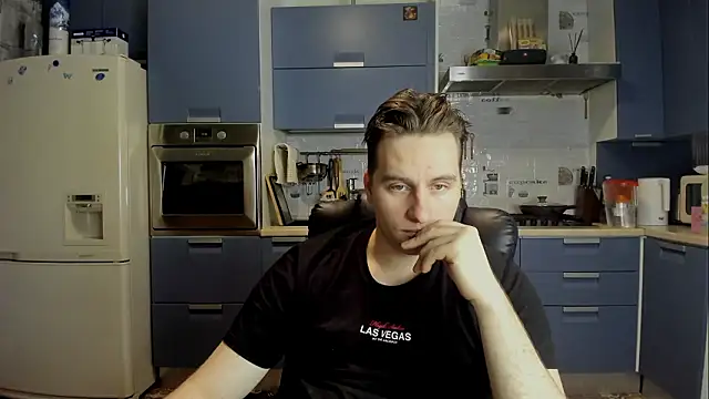 Snapshot of romiosabrino chatting on February 2026 01:11:02 PM romiosabrino online show from February 2026 01:11:02 PM