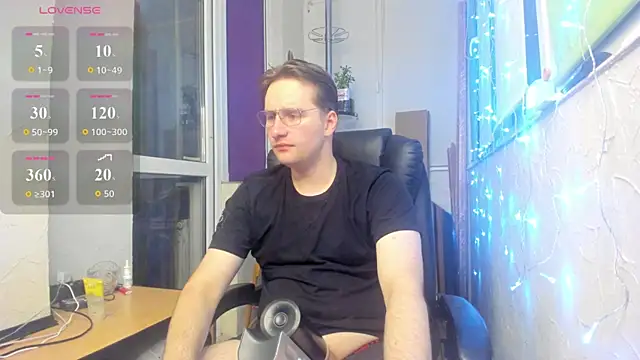 Snapshot of romiosabrino chatting on June 2026 10:33:01 PM romiosabrino online show from June 2026 10:33:01 PM