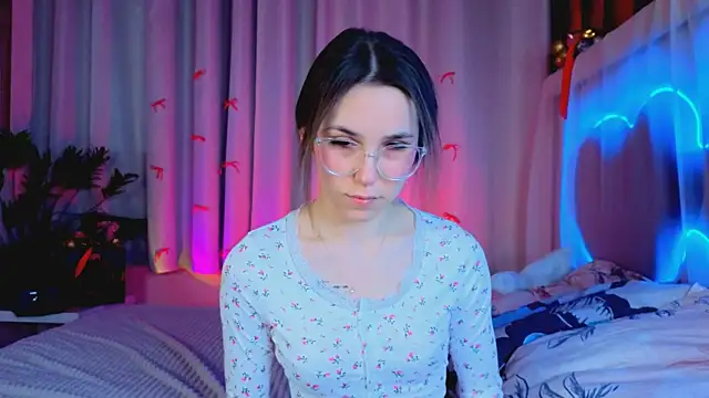 -CindyLou online show from January 2026 05:34:02 AM