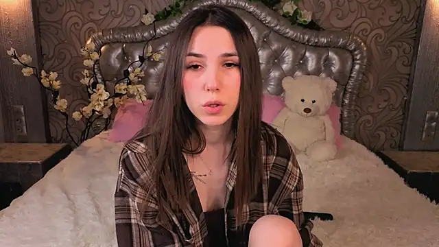 -CindyLou online show from February 2026 05:40:01 AM