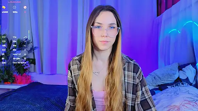 -CindyLou online show from December 2025 05:31:02 AM