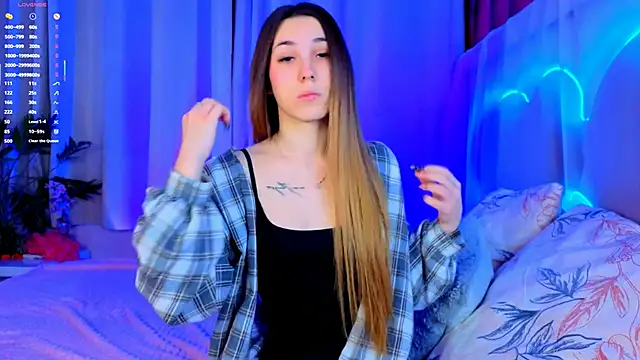 -CindyLou online show from December 2025 05:44:01 AM