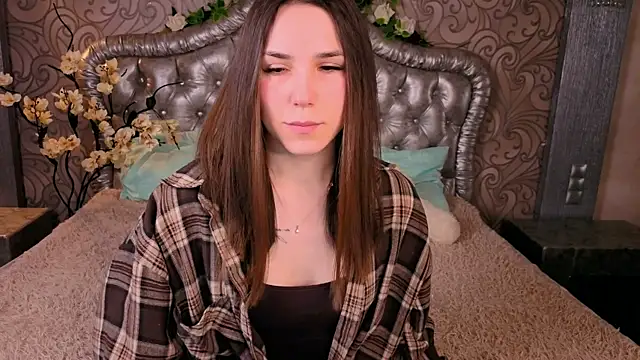 -CindyLou online show from February 2026 05:17:02 AM