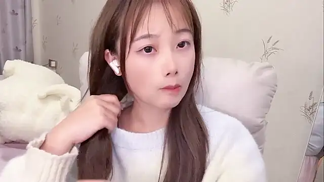 puppy-999 online show from April 2026 12:00:01 PM