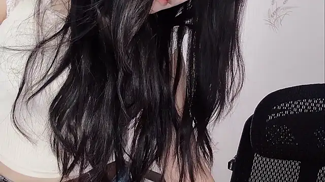 puppy-999 online show from June 2026 02:06:02 PM