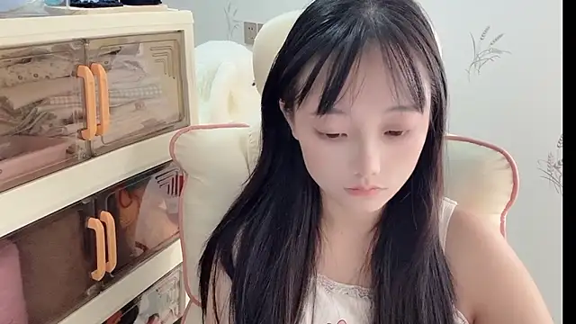 puppy-999 online show from September 2025 02:01:01 PM