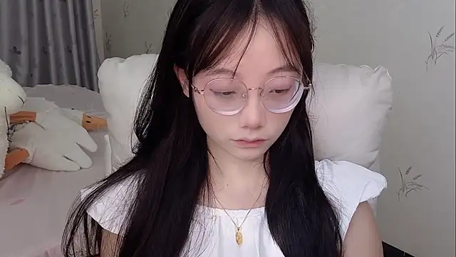 puppy-999 online show from June 2026 01:44:02 PM