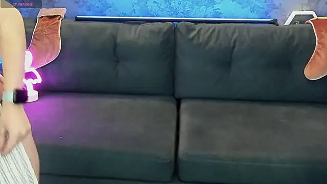 LiviaShy online show from January 2026 08:02:02 PM