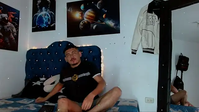 Arturocontreras11 online show from November 2025 08:25:02 AM