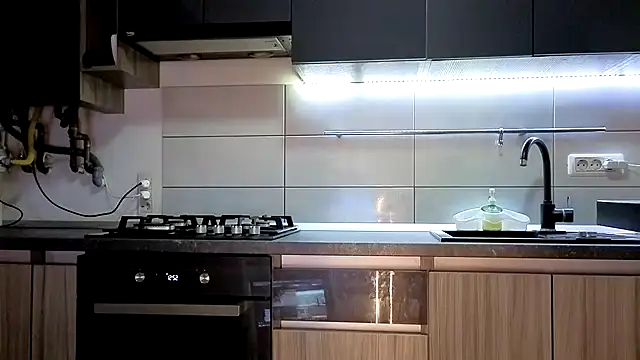 Pisypussy online show from November 2025 03:16:02 PM