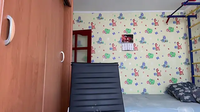 Snapshot of chiraq1945 chatting on February 2026 10:17:02 AM chiraq1945 online show from February 2026 10:17:02 AM