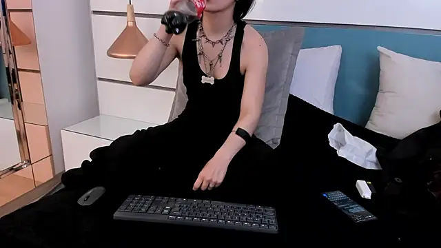 Ashkoreh online show from November 2025 05:57:01 PM