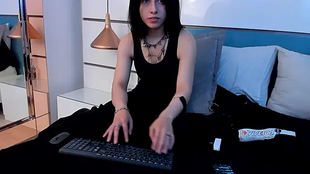 Ashkoreh online show from December 2025 09:47:02 PM