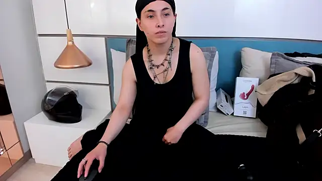 Ashkoreh online show from May 2026 07:52:01 PM