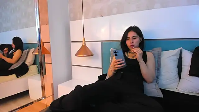 Snapshot of Ashkoreh chatting on February 2026 09:15:01 PM Ashkoreh online show from February 2026 09:15:01 PM