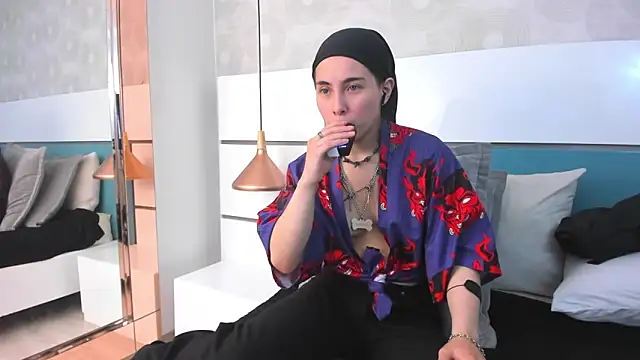 Snapshot of Ashkoreh chatting on February 2026 07:49:02 PM Ashkoreh online show from February 2026 07:49:02 PM