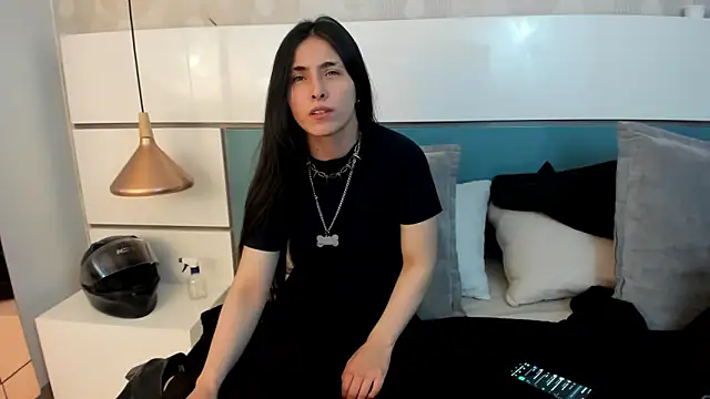 Ashkoreh online show from May 2026 07:21:02 PM