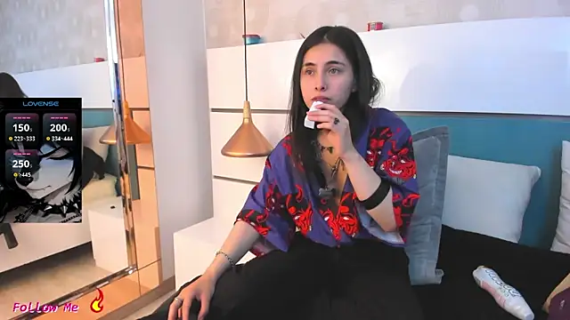 Snapshot of Ashkoreh chatting on February 2026 06:18:02 PM Ashkoreh online show from February 2026 06:18:02 PM