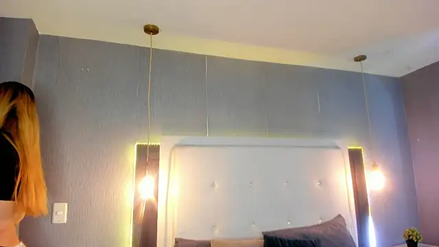 ximenanoah online show from March 2026 12:38:01 PM