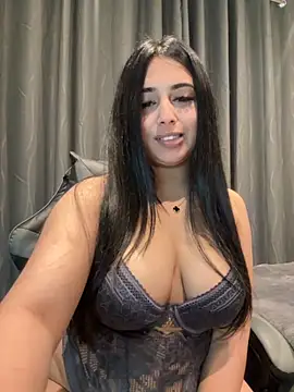 Snapshot of LilMisIndianx chatting on September 2025 07:29:02 AM LilMisIndianx online show from September 2025 07:29:02 AM