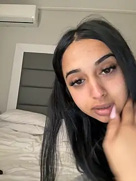 LilMisIndianx online show from January 2026 07:24:01 AM