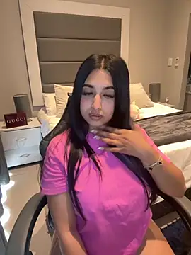 LilMisIndianx online show from November 2025 11:47:01 AM