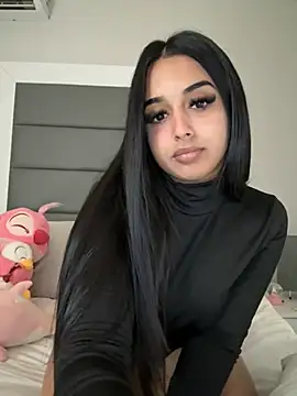 LilMisIndianx online show from February 2026 10:04:01 AM