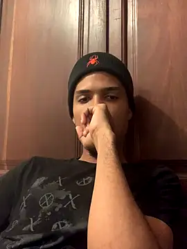 MrPrince05 online show from September 2025 04:29:02 PM