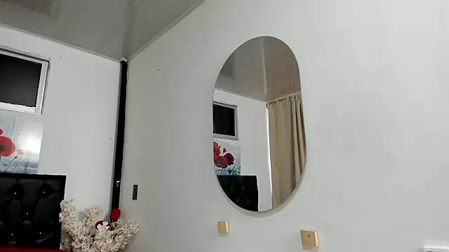 pinky f00x online show from June 2026 08:06:01 PM