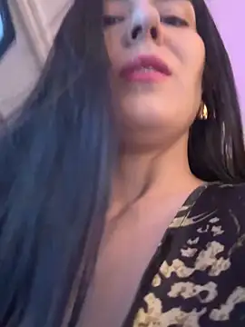 Snapshot of Angelina_Dior chatting on March 2026 06:18:02 PM Angelina Dior online show from March 2026 06:18:02 PM