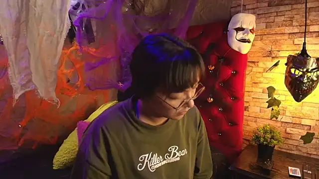 Snapshot of Victoria_Thompson1 chatting on October 2025 08:39:02 PM Victoria Thompson1 online show from October 2025 08:39:02 PM