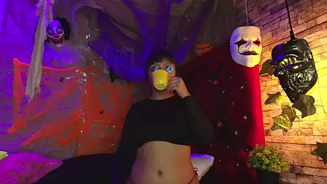 Snapshot of Victoria_Thompson1 chatting on October 2025 08:31:02 PM Victoria Thompson1 online show from October 2025 08:31:02 PM