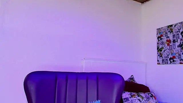 Snapshot of Victoria_Thompson1 chatting on December 2025 08:02:02 PM Victoria Thompson1 online show from December 2025 08:02:02 PM