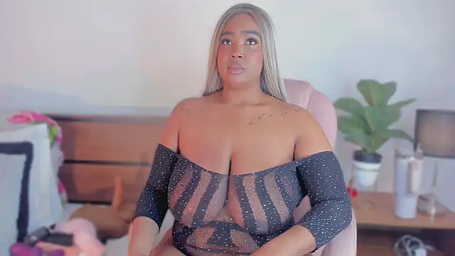 Niicol Jenner online show from September 2025 04:46:02 AM