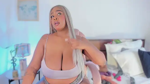 Niicol Jenner online show from September 2025 03:21:01 AM