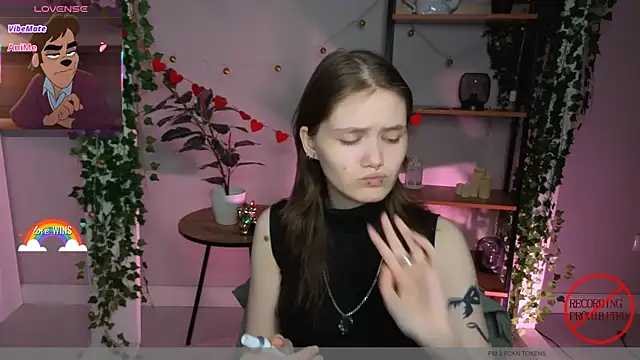 Snapshot of Dilara_xBaby chatting on June 2026 09:09:01 PM Dilara xBaby online show from June 2026 09:09:01 PM